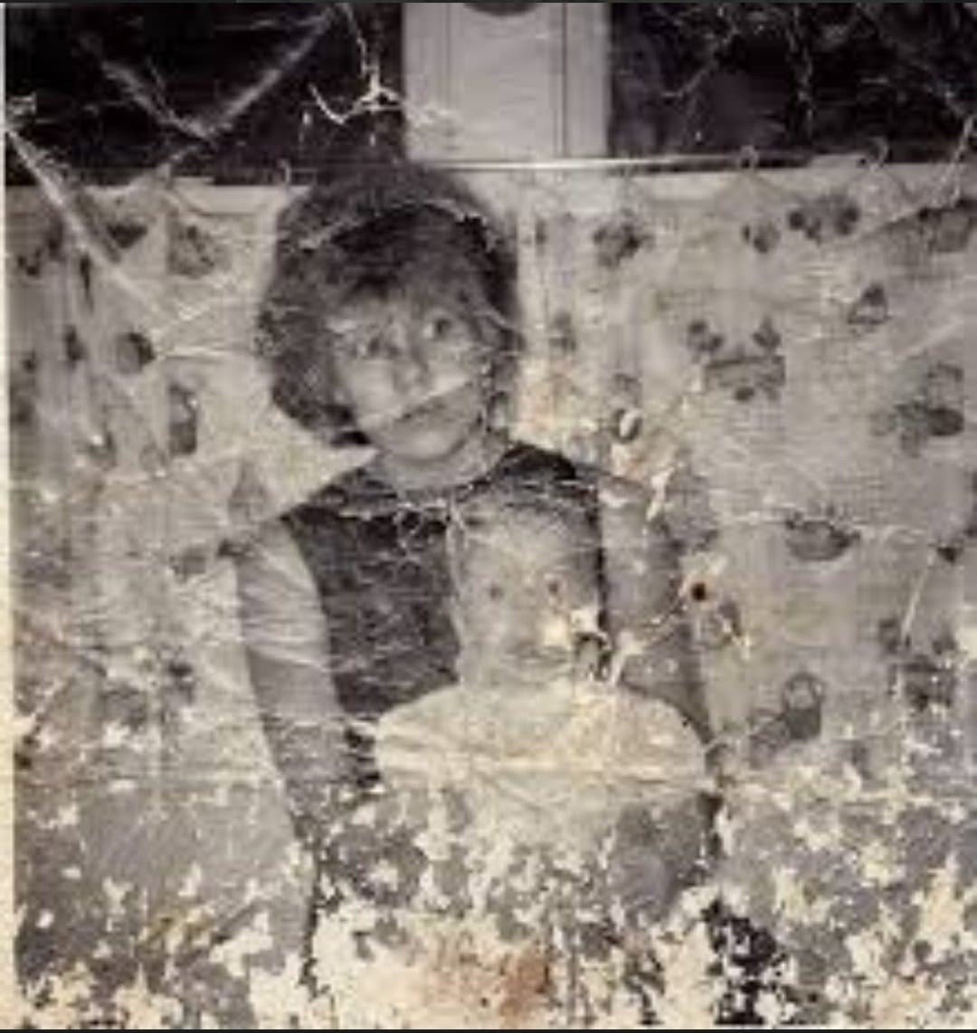 Restore and Colorize Damaged Vintage Photo preview image 2